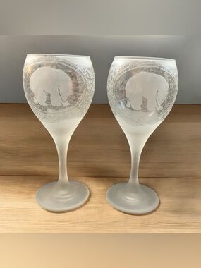 Frosted Etched Engraved Polar Bear Wine Glasses - Set of 2 North Snow Arctic